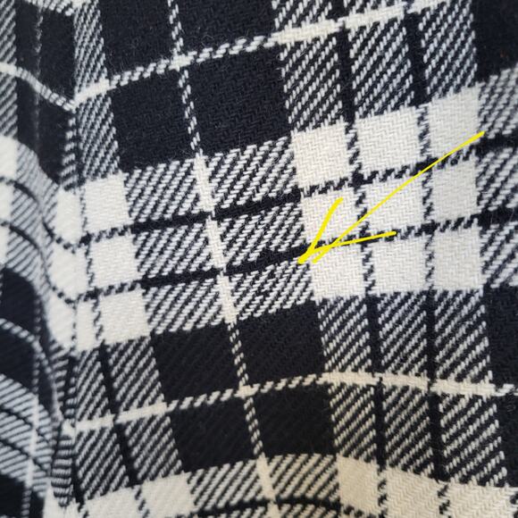 Vintage Gap Wool Plaid Shorts Womens Large Black Cream Bermuda High Waist - Picture 6 of 14